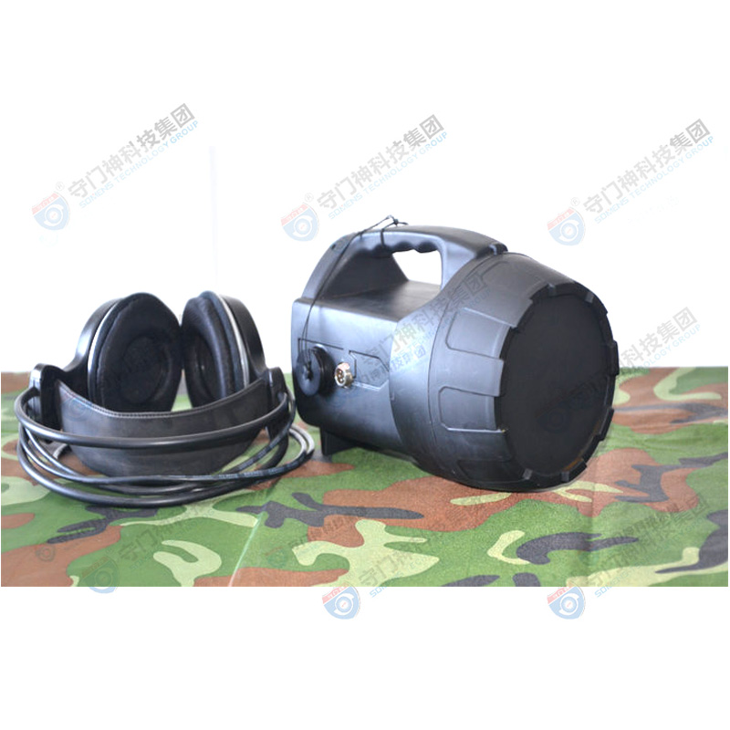 Listening device, handheld electronic listening device, anti-terrorism criminal investigation, anti-interference electronic listening device